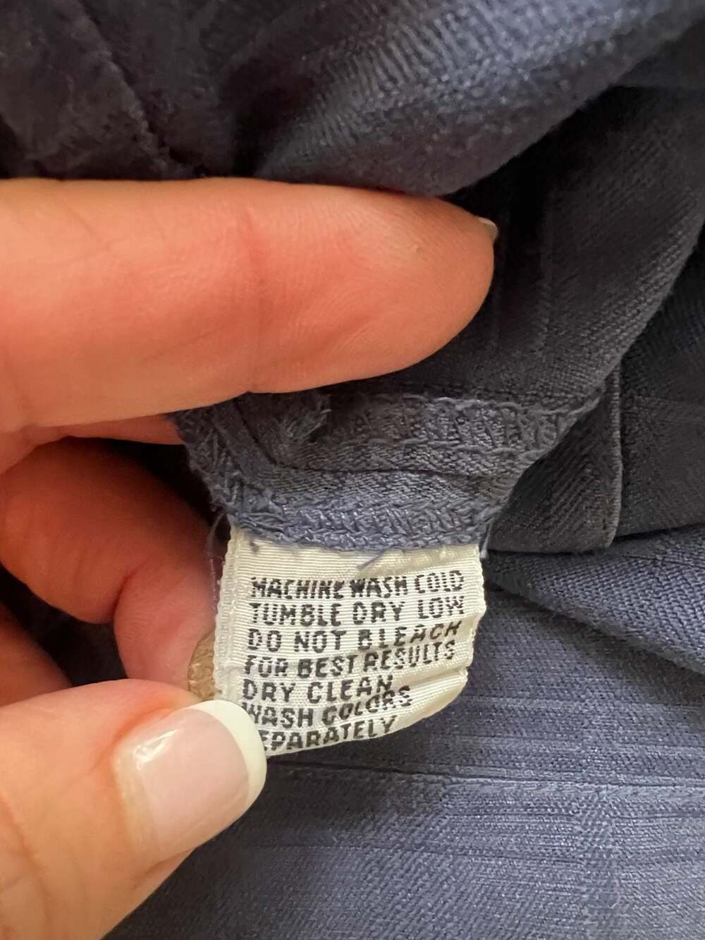 Tommy Bahama 100% Silk Navy Blue Textured Short Sleeve Camp Shirt Size L - Picture 5 of 6